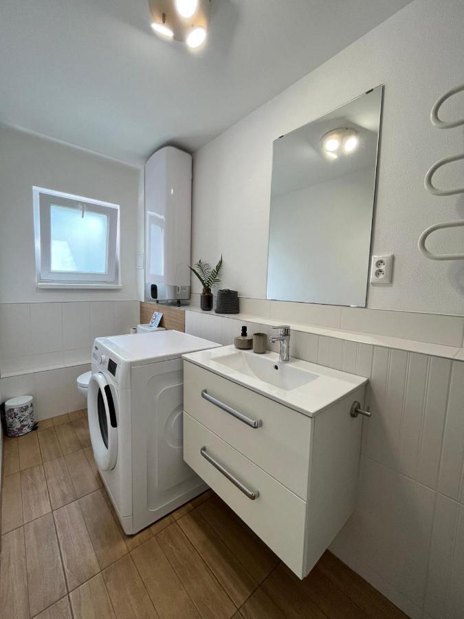 Amira Apartman Komarno Bagian luar foto